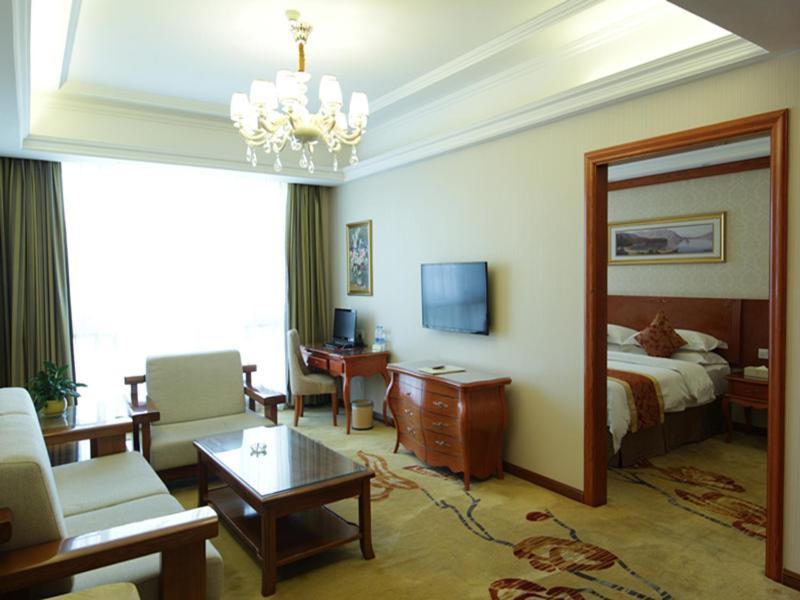 Vienna Classic Hotel Kongtong Avenue Pingliang Exterior foto